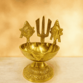 PURE BRASS PERUMAL SANGU CHAKRA VILAKU/DIYA
